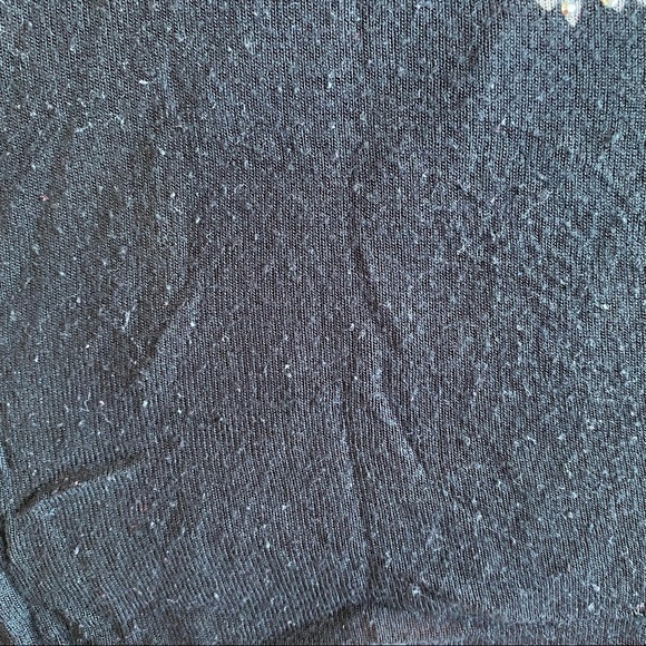 cropped black daisy flower tank top GUC - Picture 3 of 4